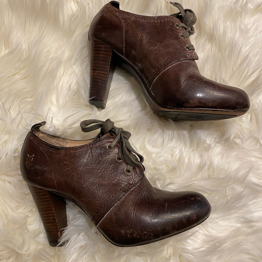 🎈Frye Miranda Lace Up Bootie